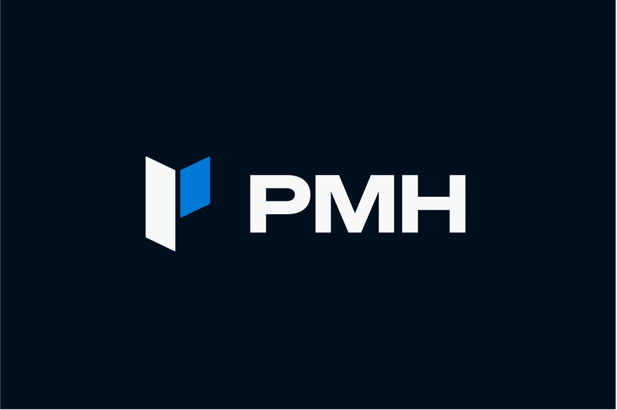 PMH kartvizit ön yüzü: koyu zemin üzerinde logo